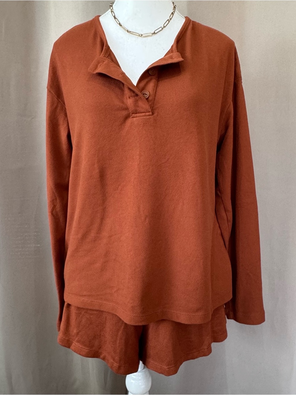 Cozy Women’s Rust Long Sleeve and Shorts Pajama/Lounge Set